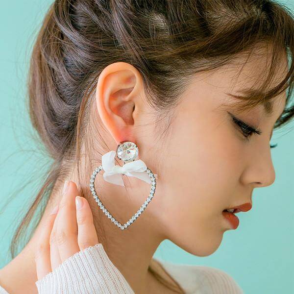 Look Cool In Earrings